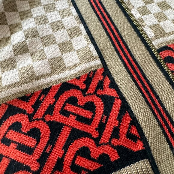 Burbery Wool & Cashmere Cardigan - Picture 5 of 8